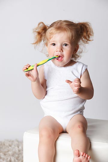 Tips for Brushing Baby & Toddler Teeth